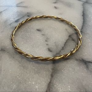 Twisting Bangle Gold Bracelet! ✨